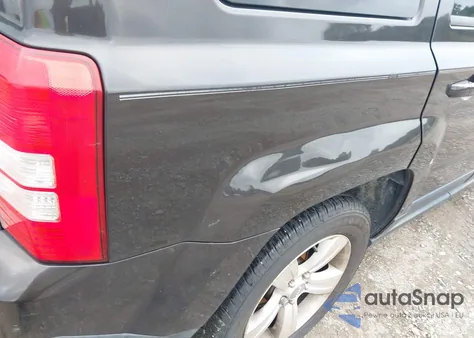 2014 Jeep Patriot Sport z USA, uszkodzony, nr VIN 1C4NJRBB1ED769421